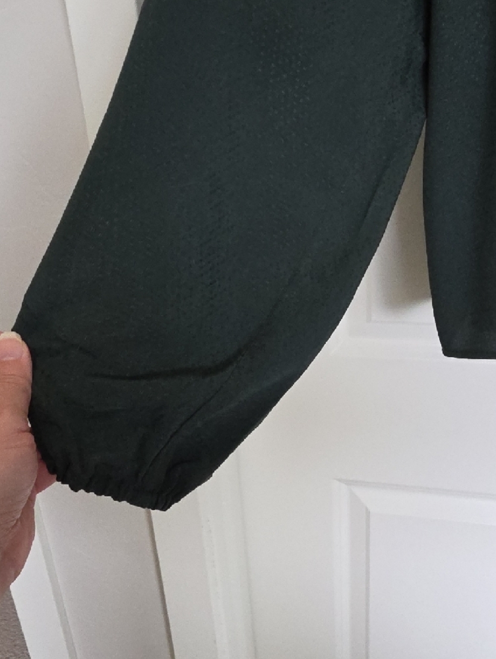 Old Navy Forest Green Long Sleeve V-Neck Peasant Top - Picture 4 of 6